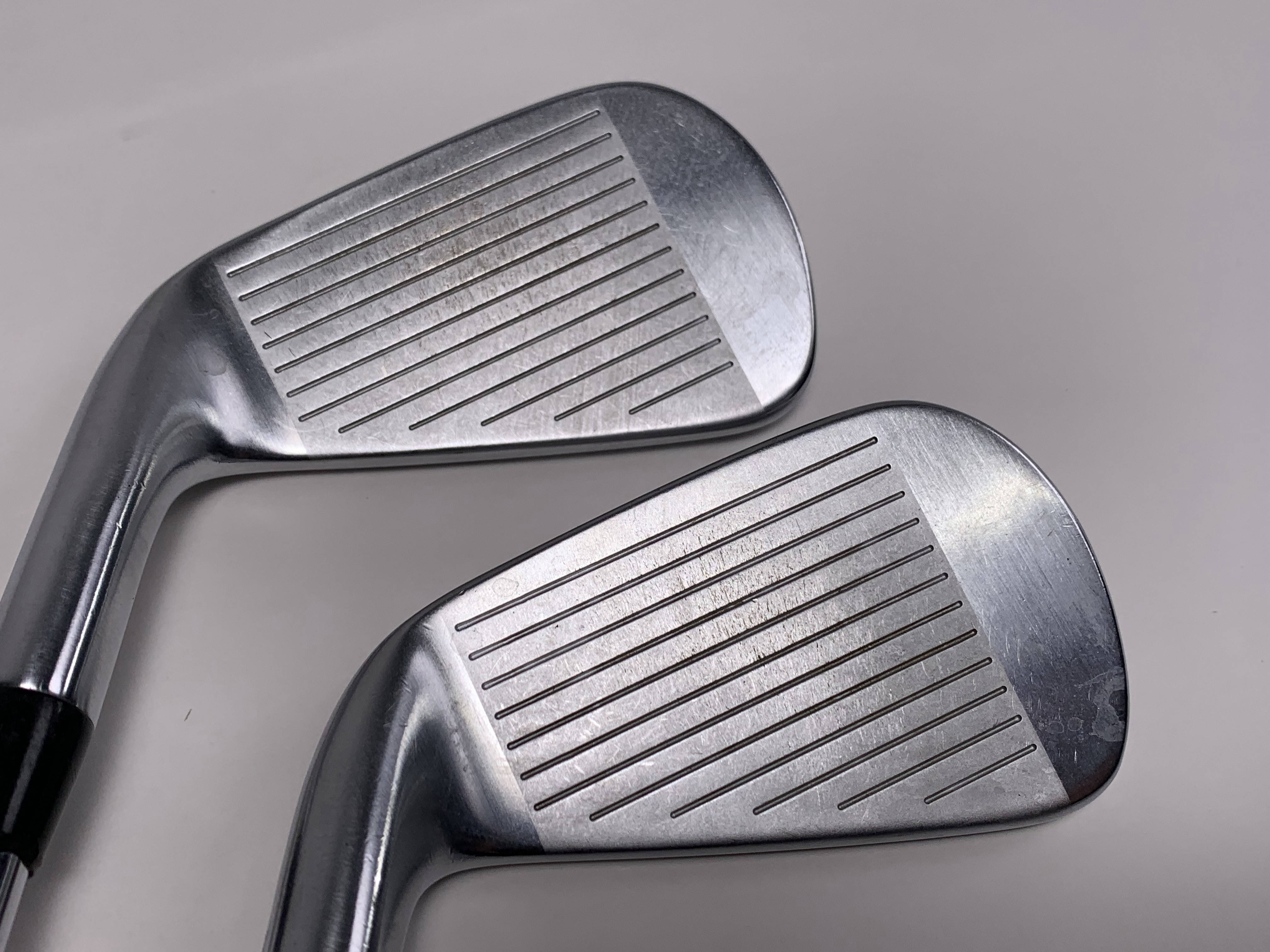 Titleist 718 AP2 Iron Set 4-PW Dynamic Gold X100 Extra Stiff Steel