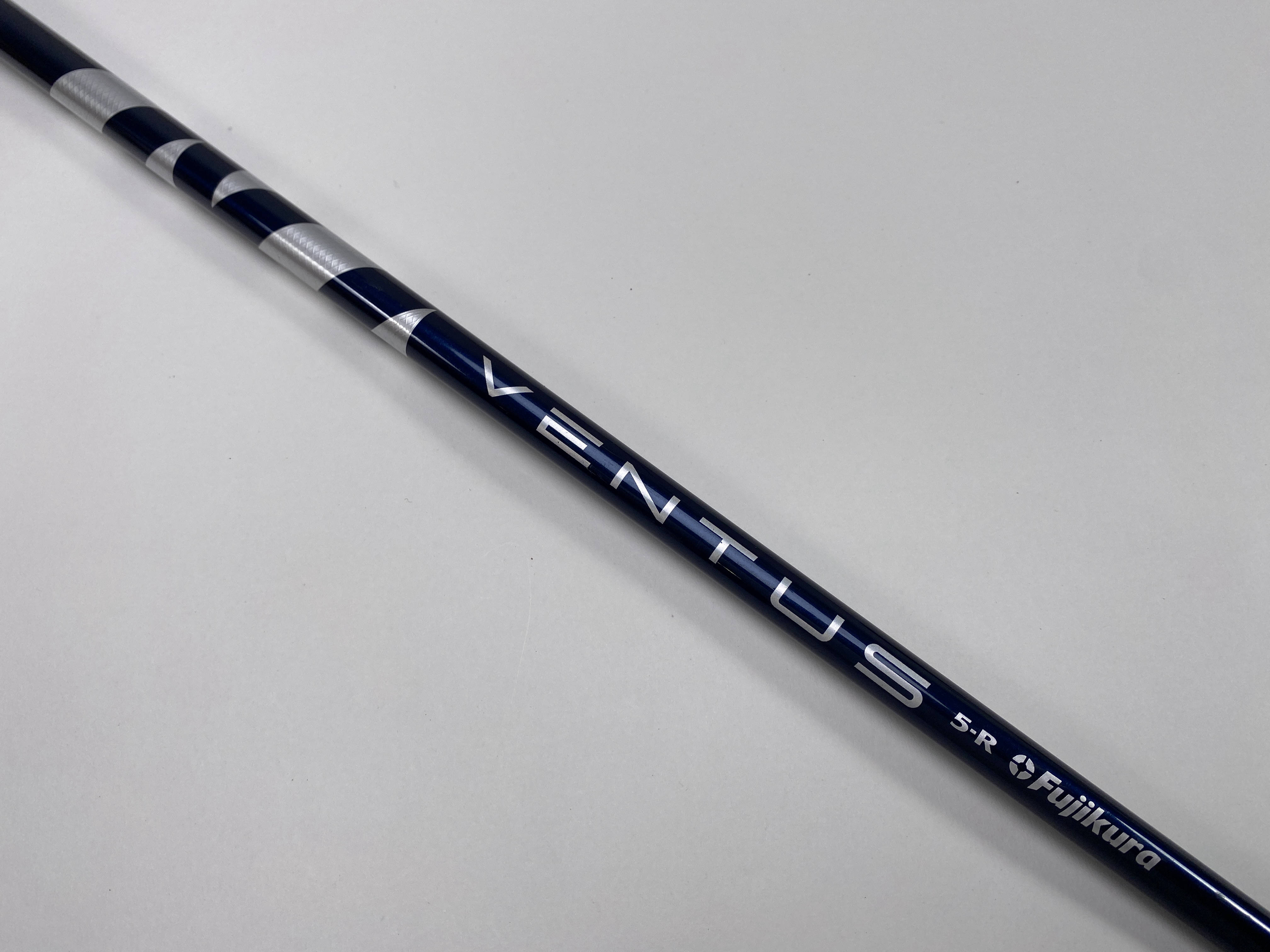 TaylorMade SIM2 MAX-D Driver 10.5* Fujikura Ventus Blue 5R Regular