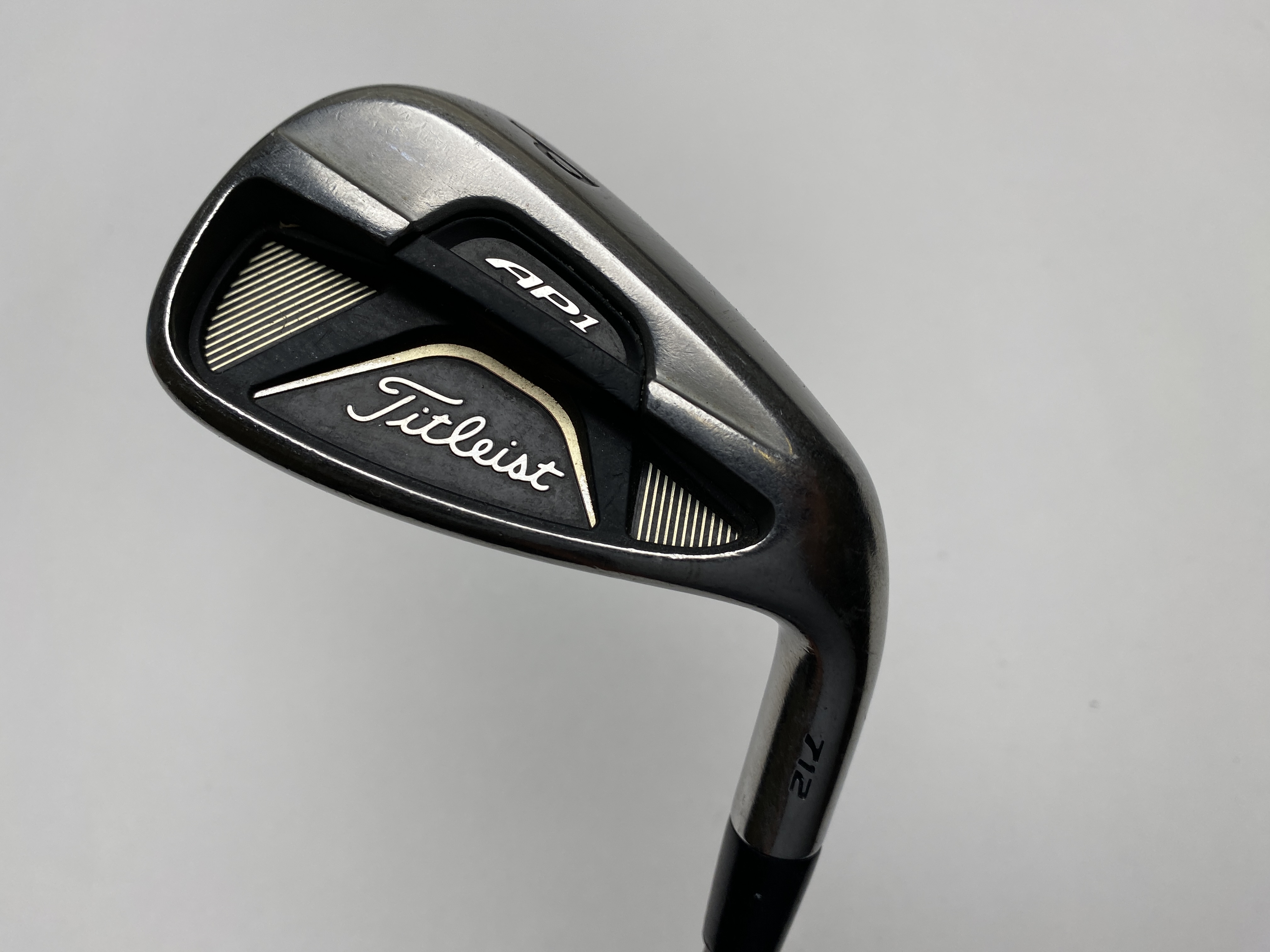 Titleist 712 AP1 Pitching Wedge PW Graphite Design Tour AD