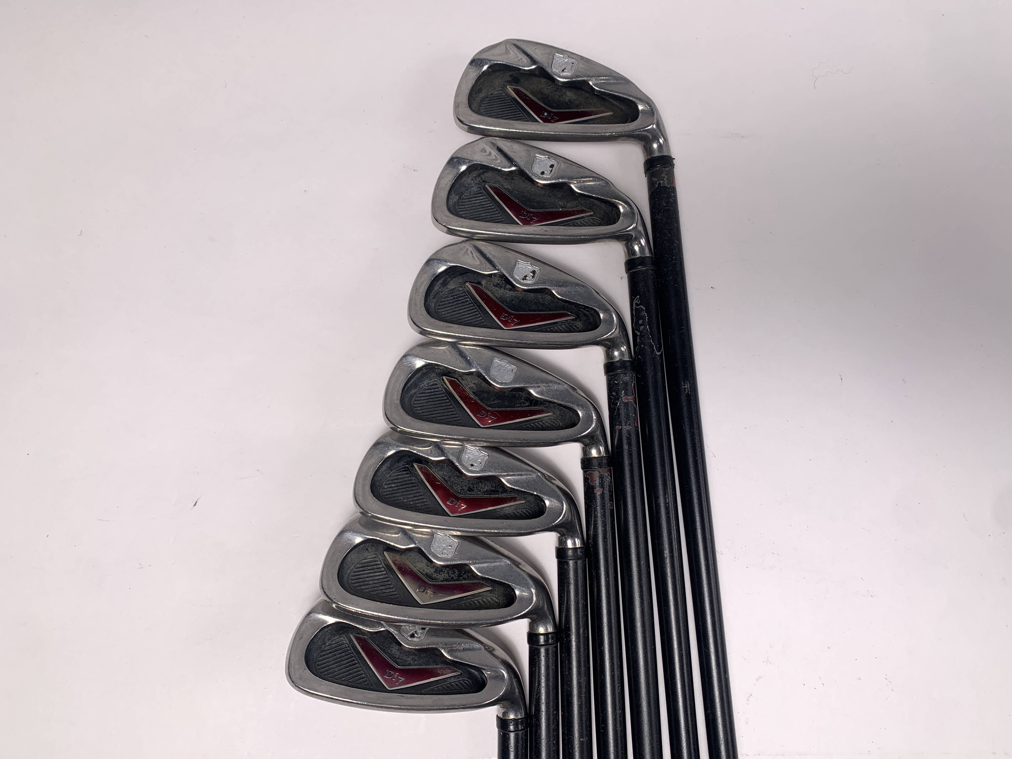 Wilson Staff Di7 Iron Set 5-PW+GW ProForce V2 72g Uniflex Graphite
