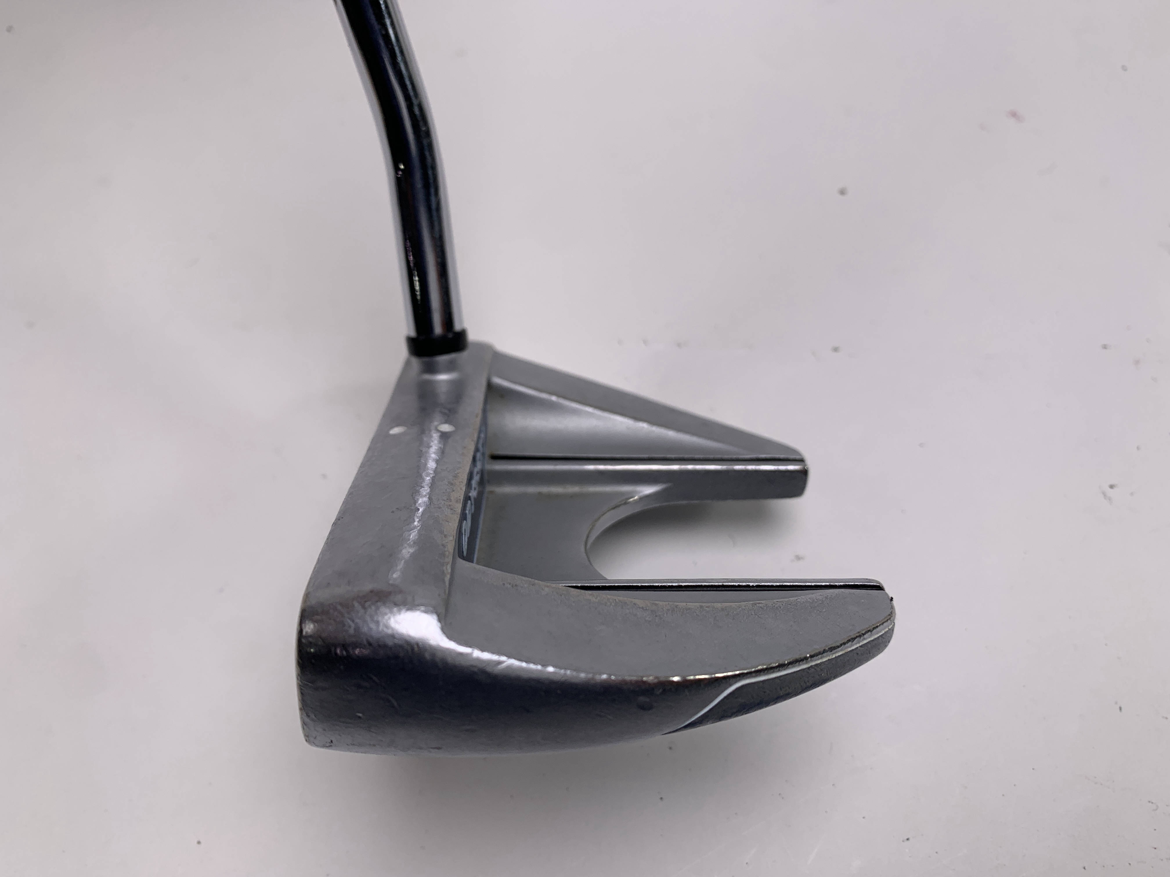 Odyssey White Hot RX V-Line Fang Putter 35