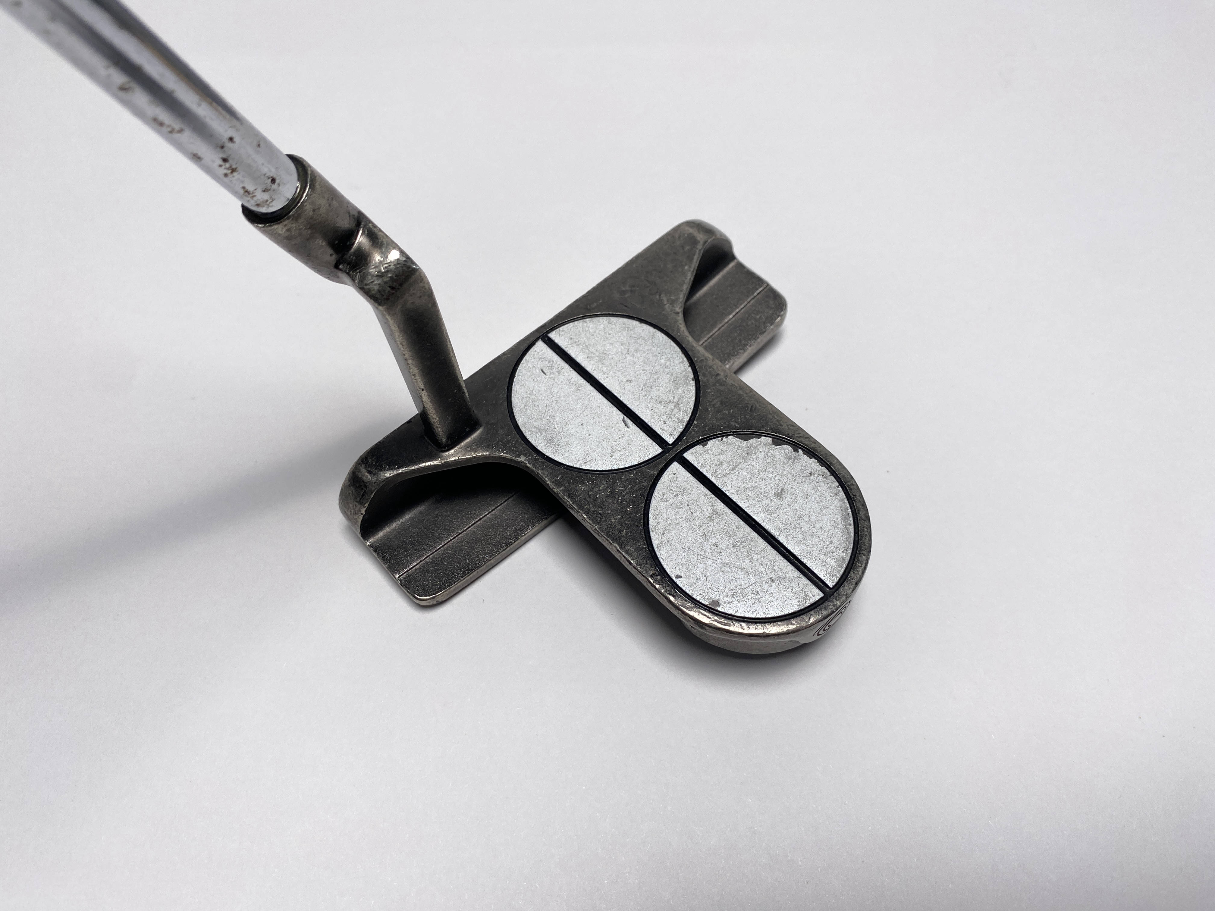Odyssey White Ice 2-Ball Blade Putter 35