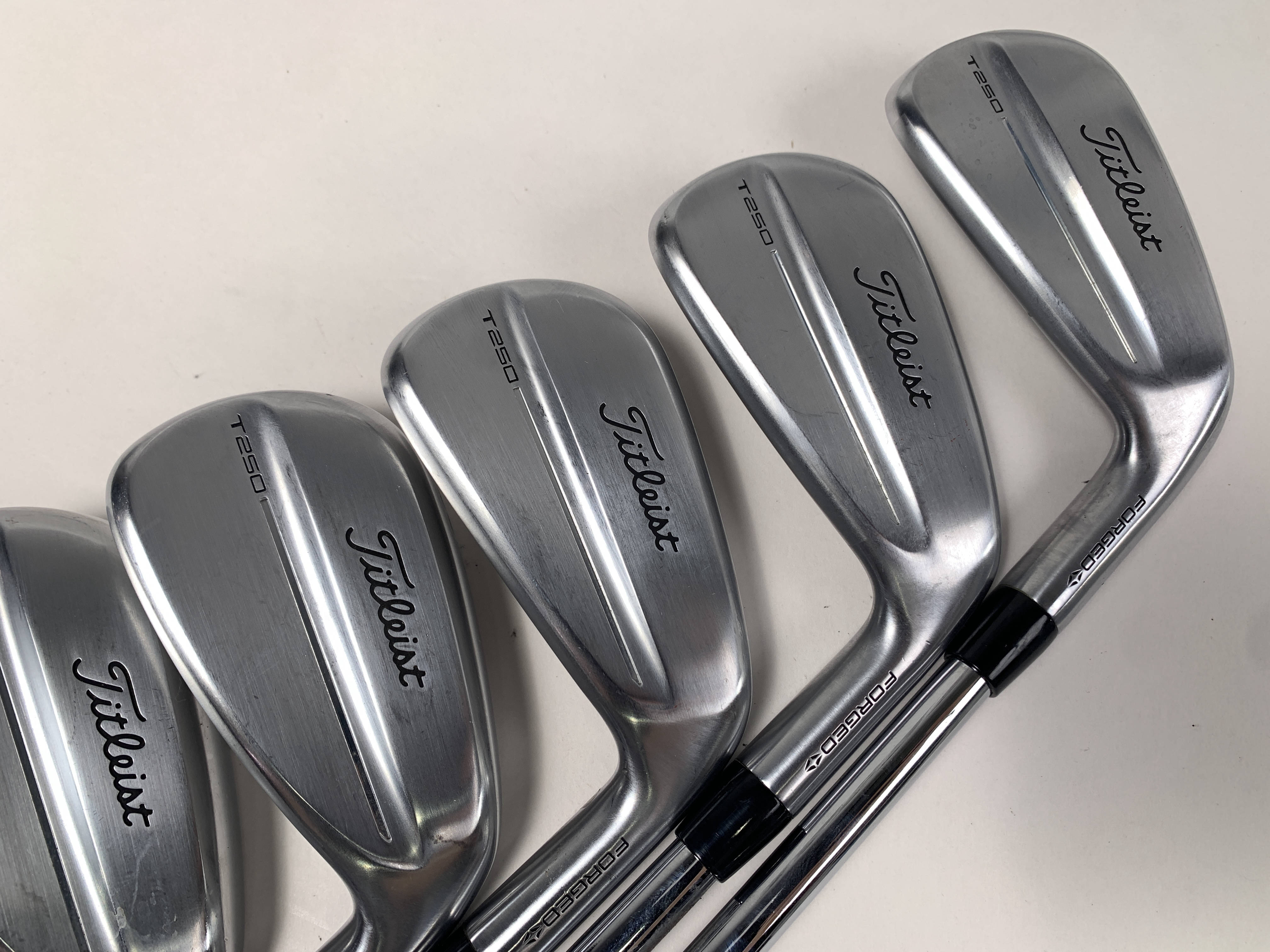 Titleist T250 2025 Iron Set 5-PW+GW NS Pro Modus 3 Tour 105 105g