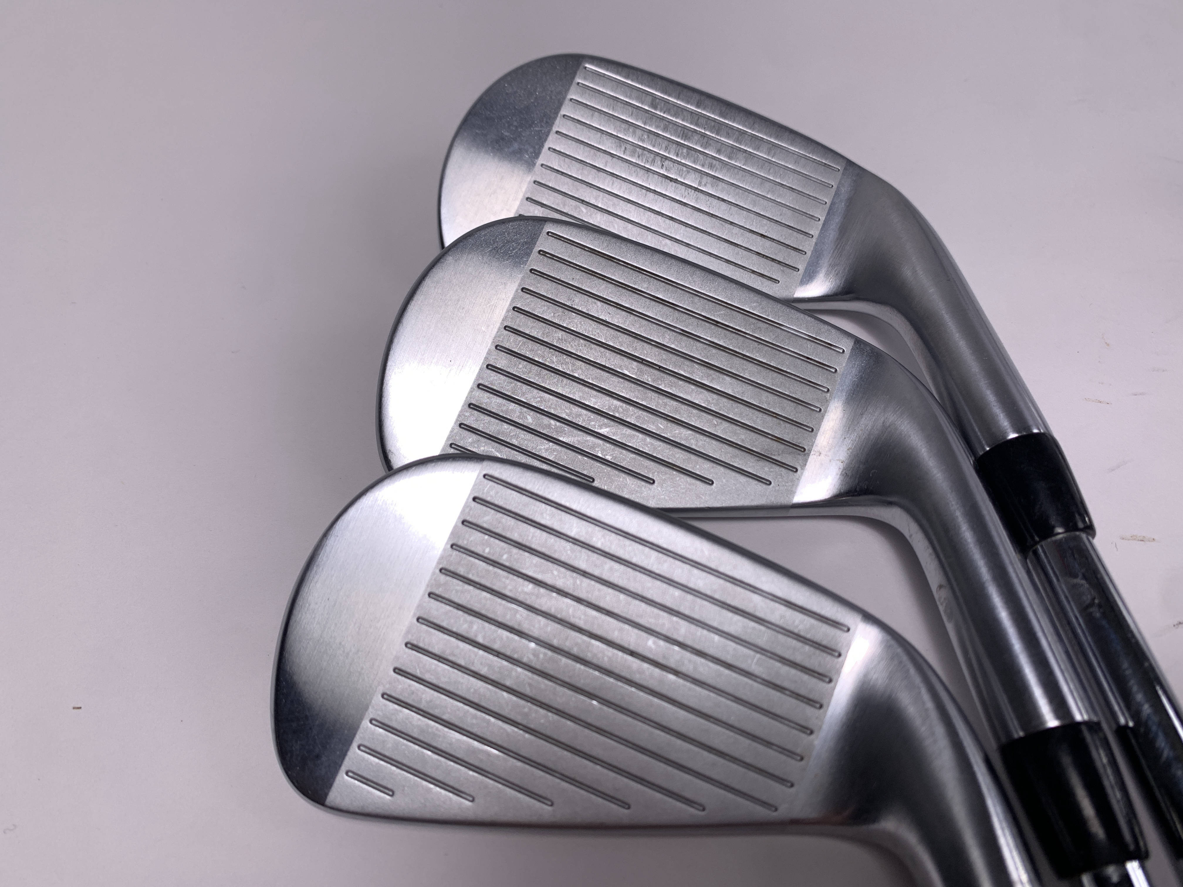 Ensemble fer à repasser Titleist T150 3G 4-PW, AW acier