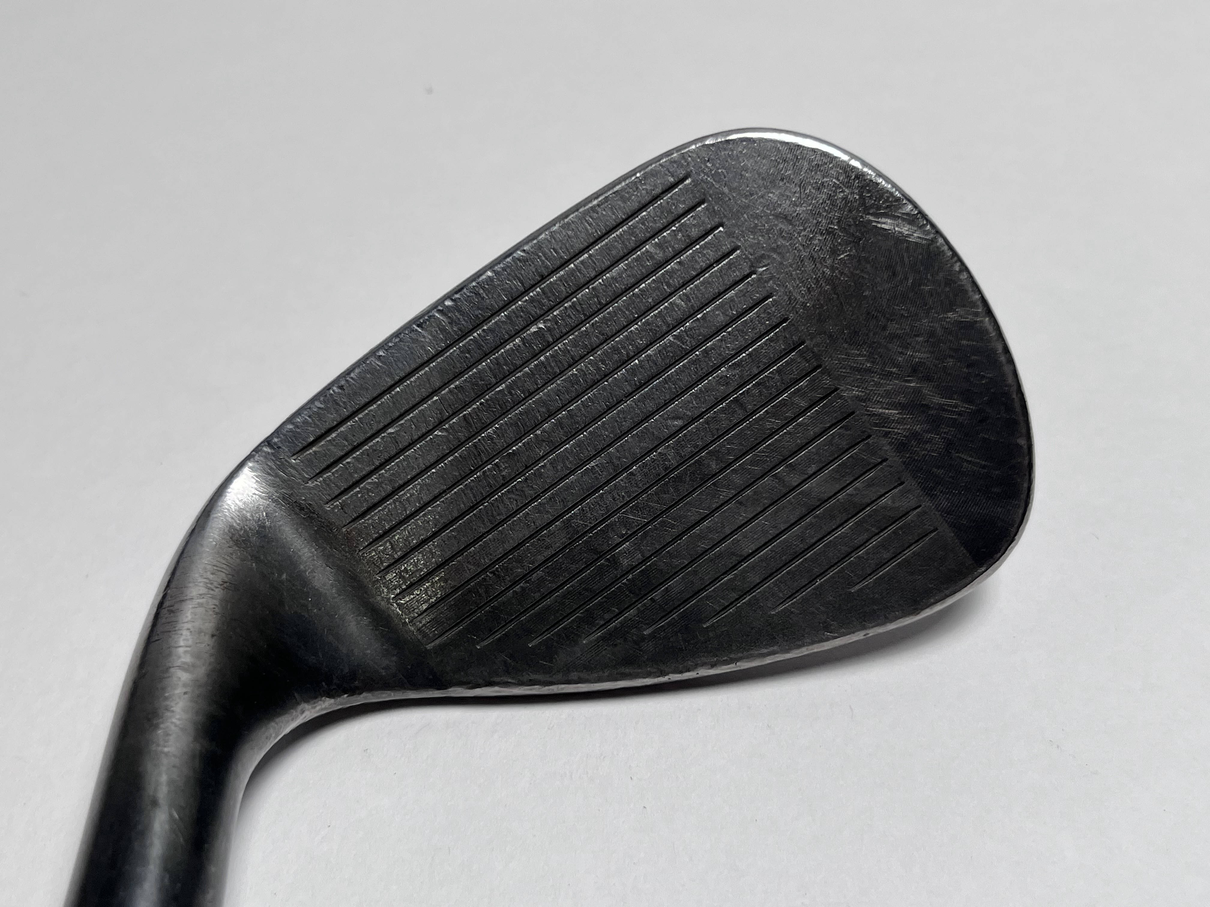 Titleist Vokey SM8 Jet Black Wedge 48* 10 Bounce F-Grind XStiff RH