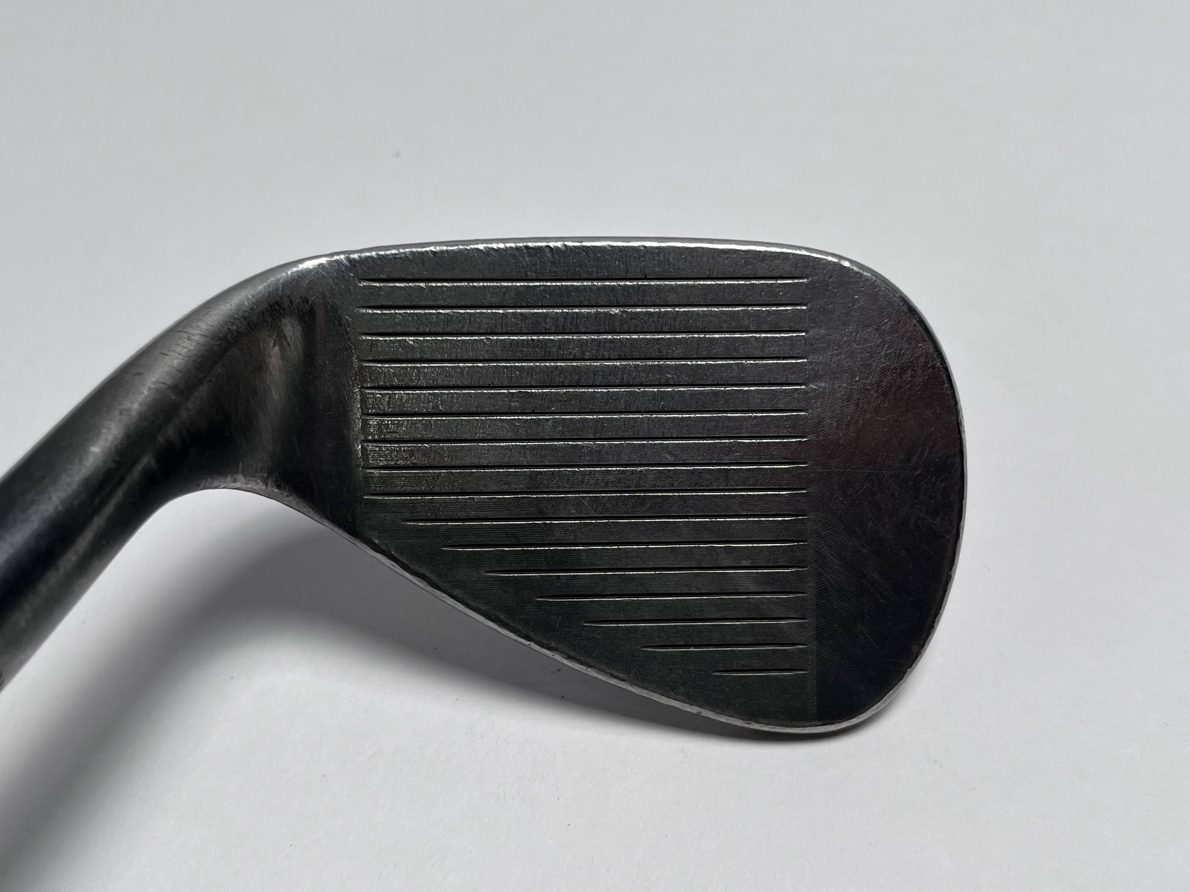 Titleist Vokey SM8 Jet Black Wedge 48* 10 Bounce F-Grind XStiff RH