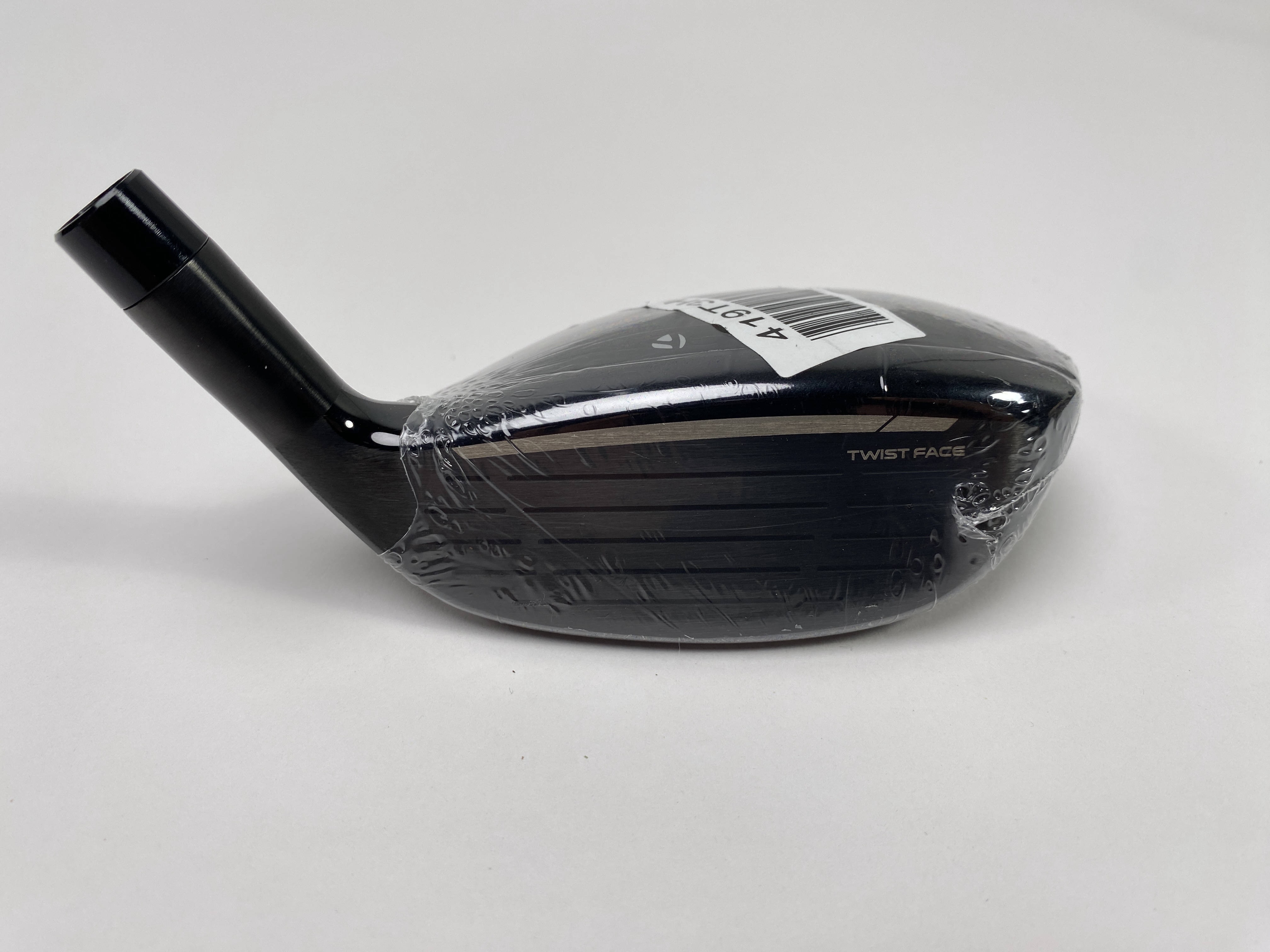 4 Hybride 23 Hybride TaylorMade Qi10 Max 4 23° - Bois Droit Femme Graphite Fujikura Speeder Nx 40 L 394199