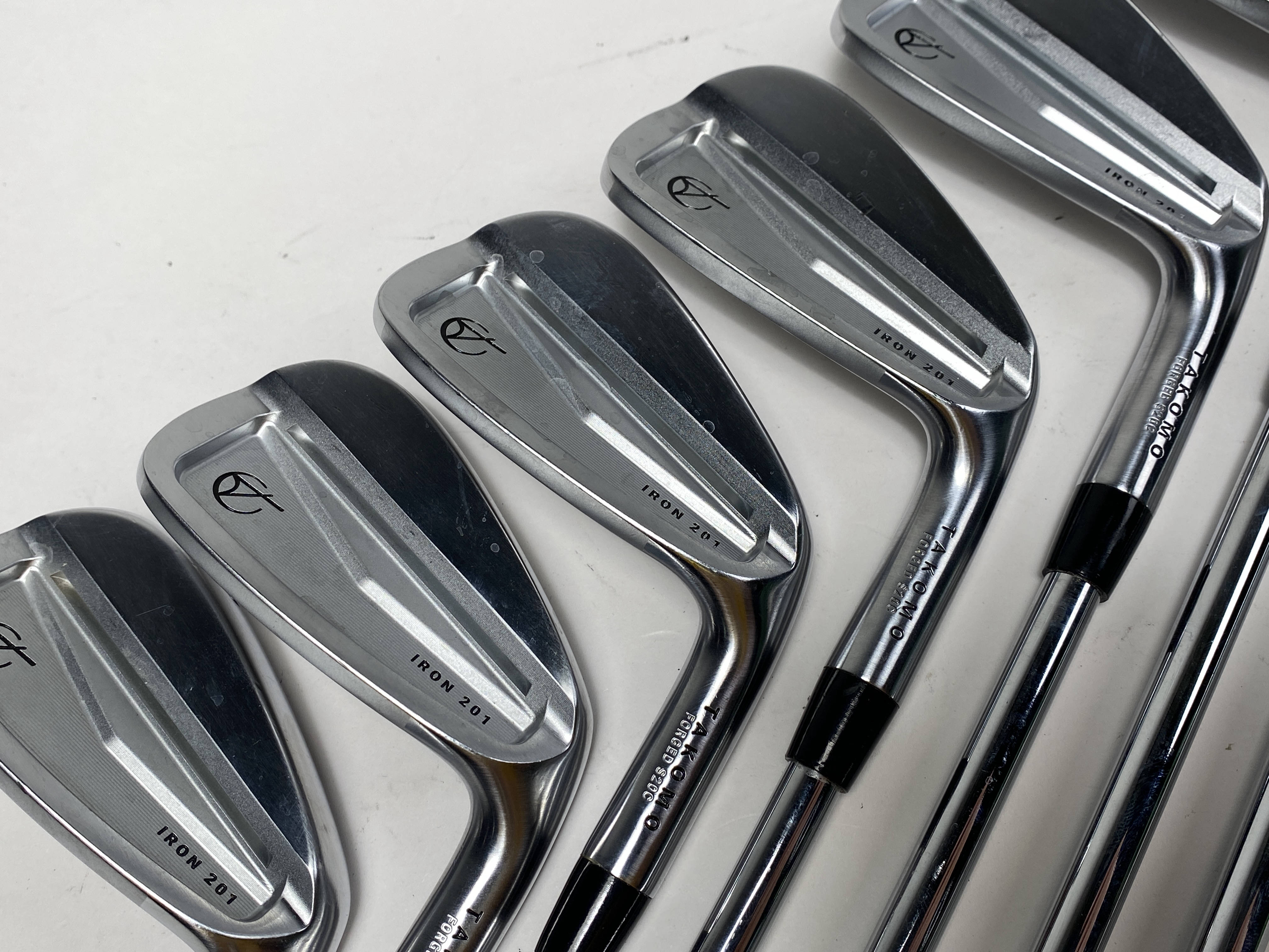 Takomo Iron 201 Iron Set 4-PW KBS Tour Lite Regular Steel