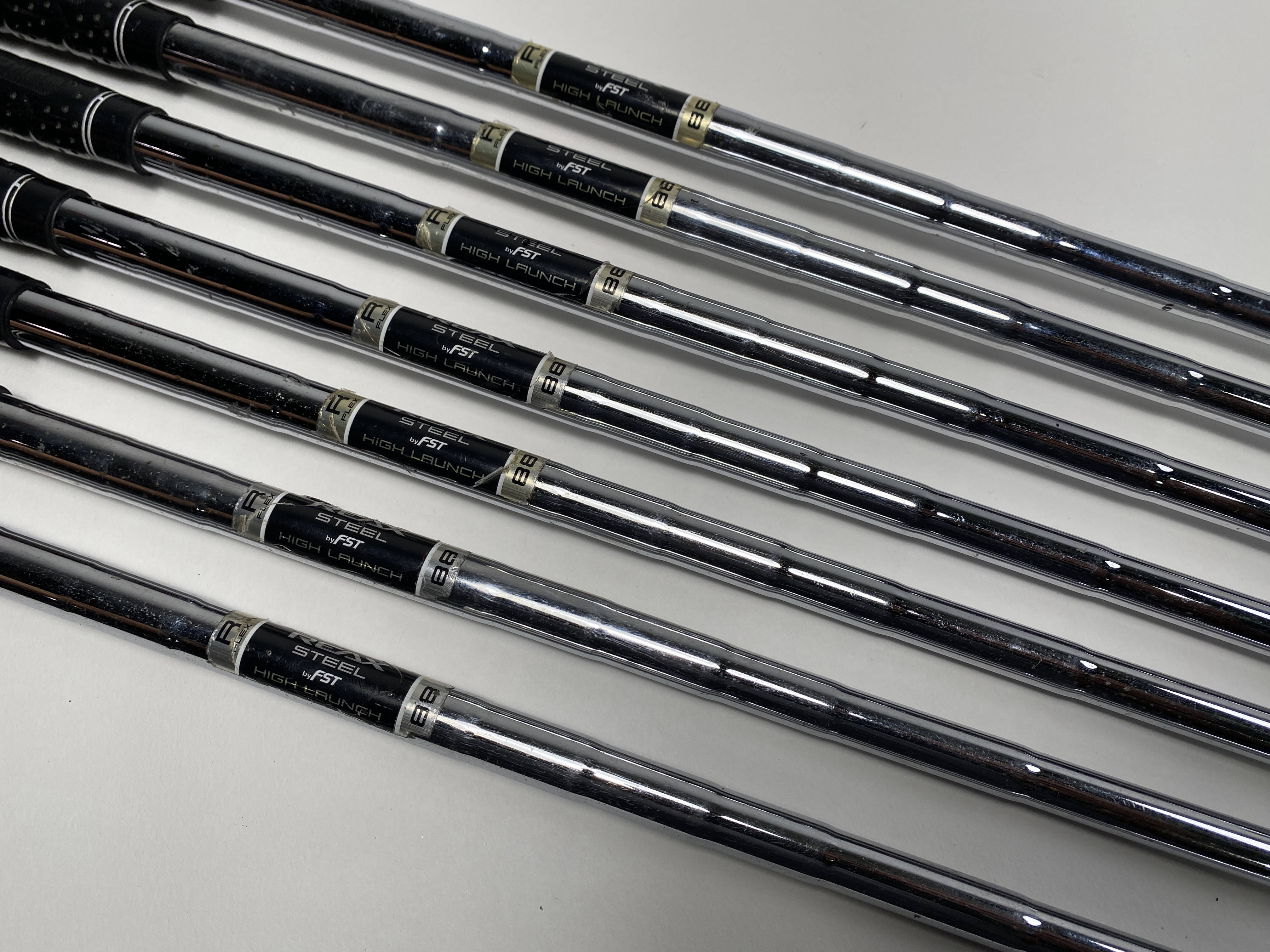 TaylorMade M2 Iron Set 4-PW+AW REAX 88g Regular Steel Mens RH NO 7
