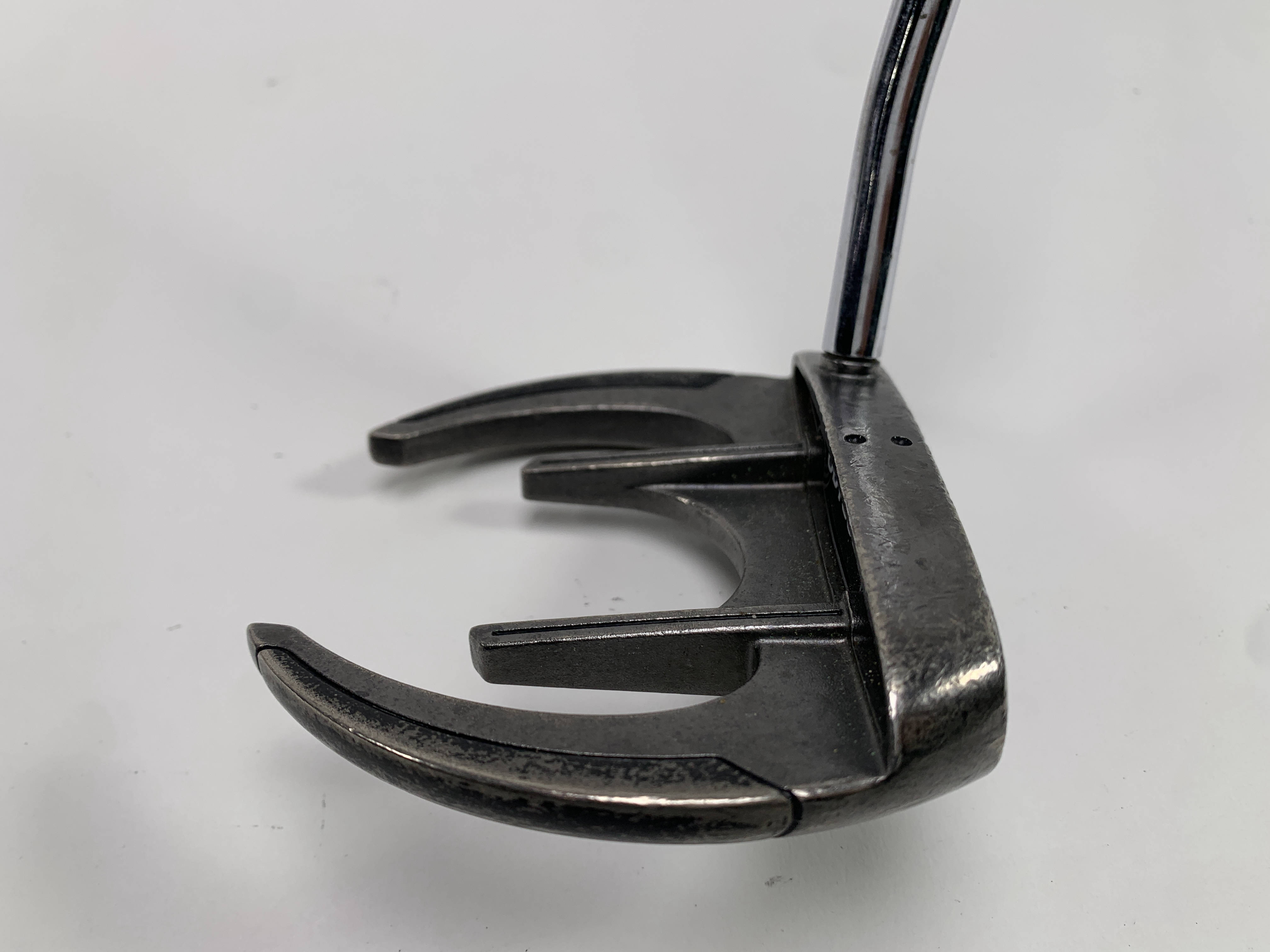 Odyssey White Ice Sabertooth Putter 33