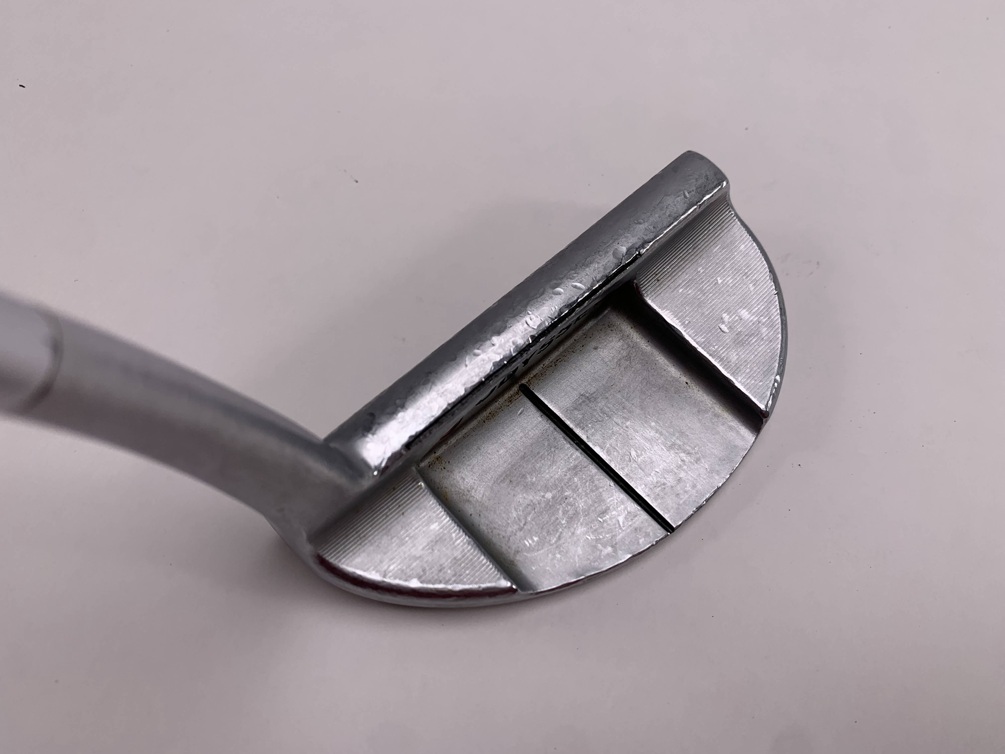 Putter Odyssey Pro Type Tour Series 9 Droitier 35 Pouces - Tige Acier, 524g