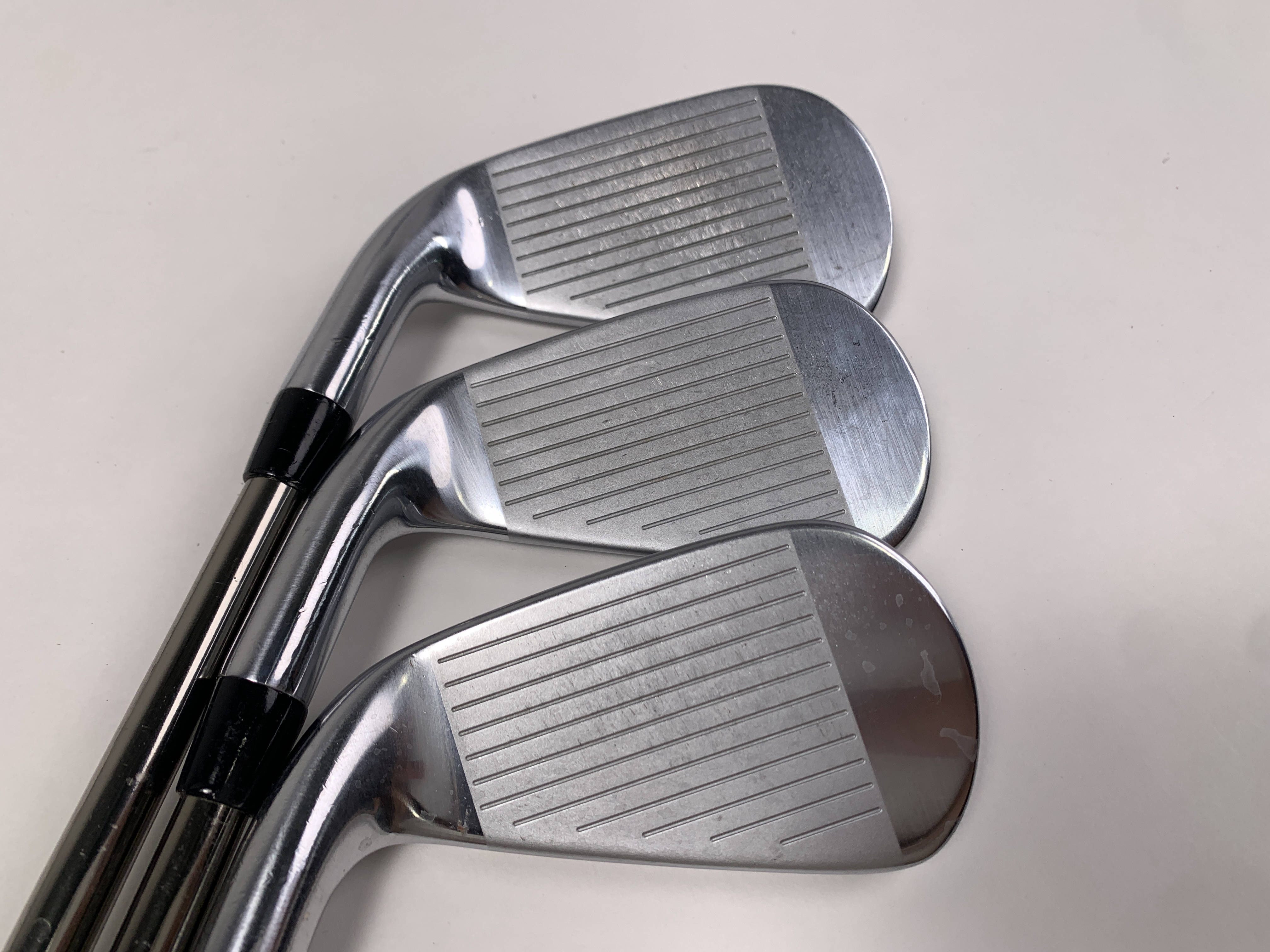 Titleist T350 2023 Iron Set 5-PW UST Mamiya Recoil 95 F4 Stiff