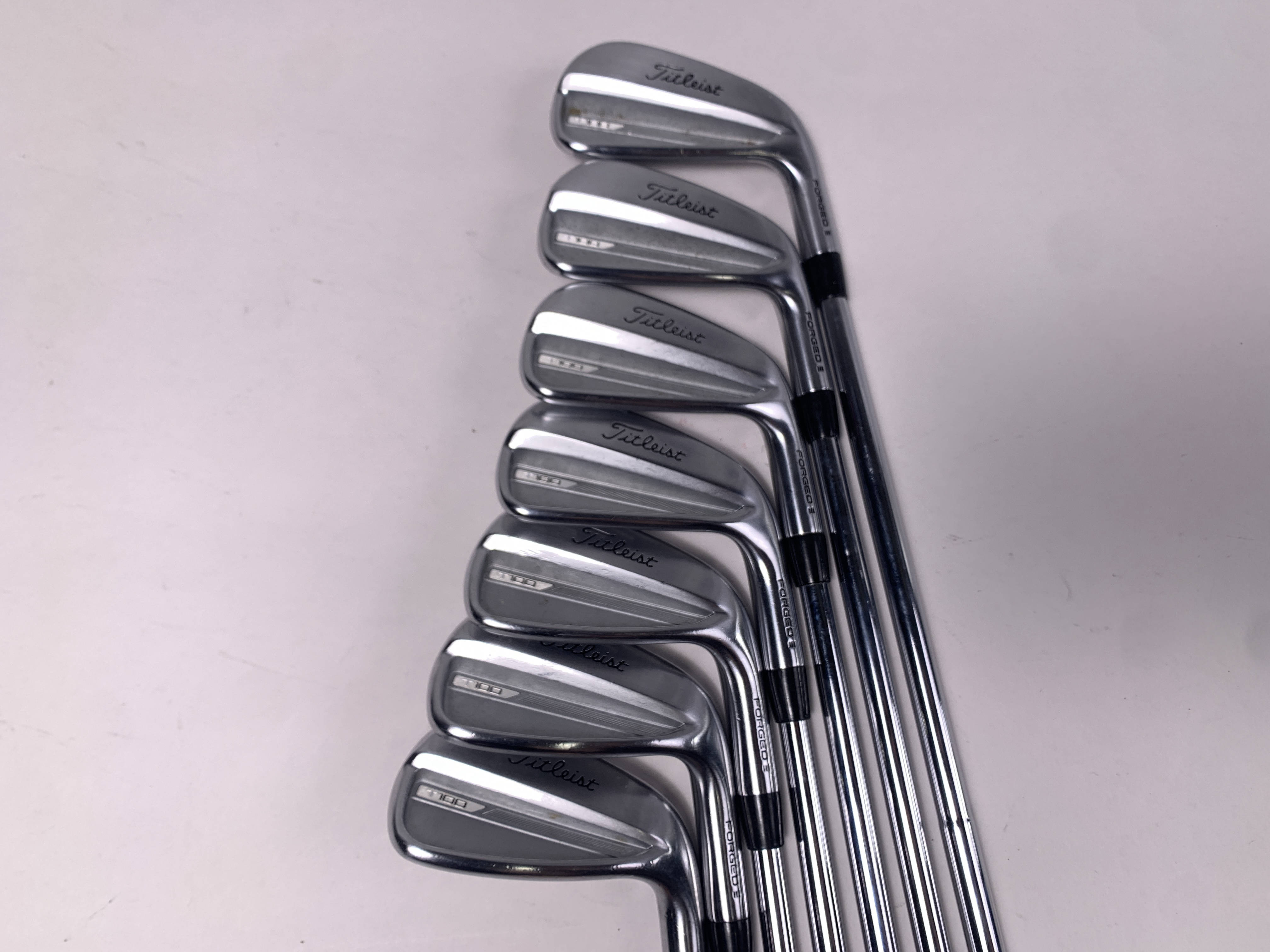 Titleist T100 2023 Iron Set 4-PW Dynamic Gold X100 Extra Stiff